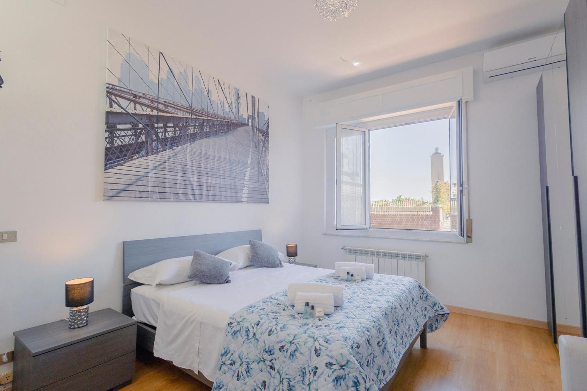 "L'Attico Bianco" City View 10 M A Piedi Dal Mare Savona Exterior foto